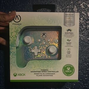 Advantage Wired Controller - Holographic Silver